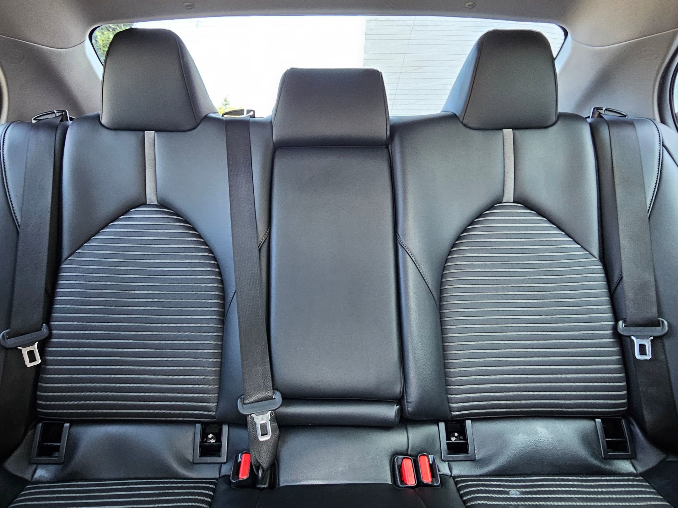 2023 Toyota Camry SE photo 21