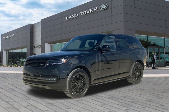 2025 Land Rover Range Rover SE's photo