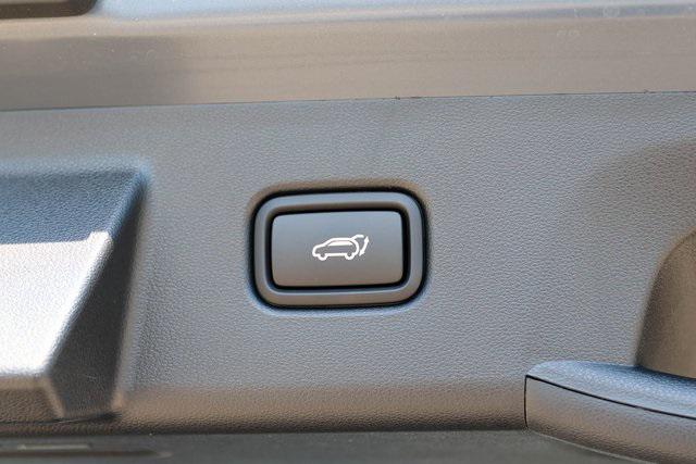 New 2025 Gray Hyundai SEL Convenience FWD image 7