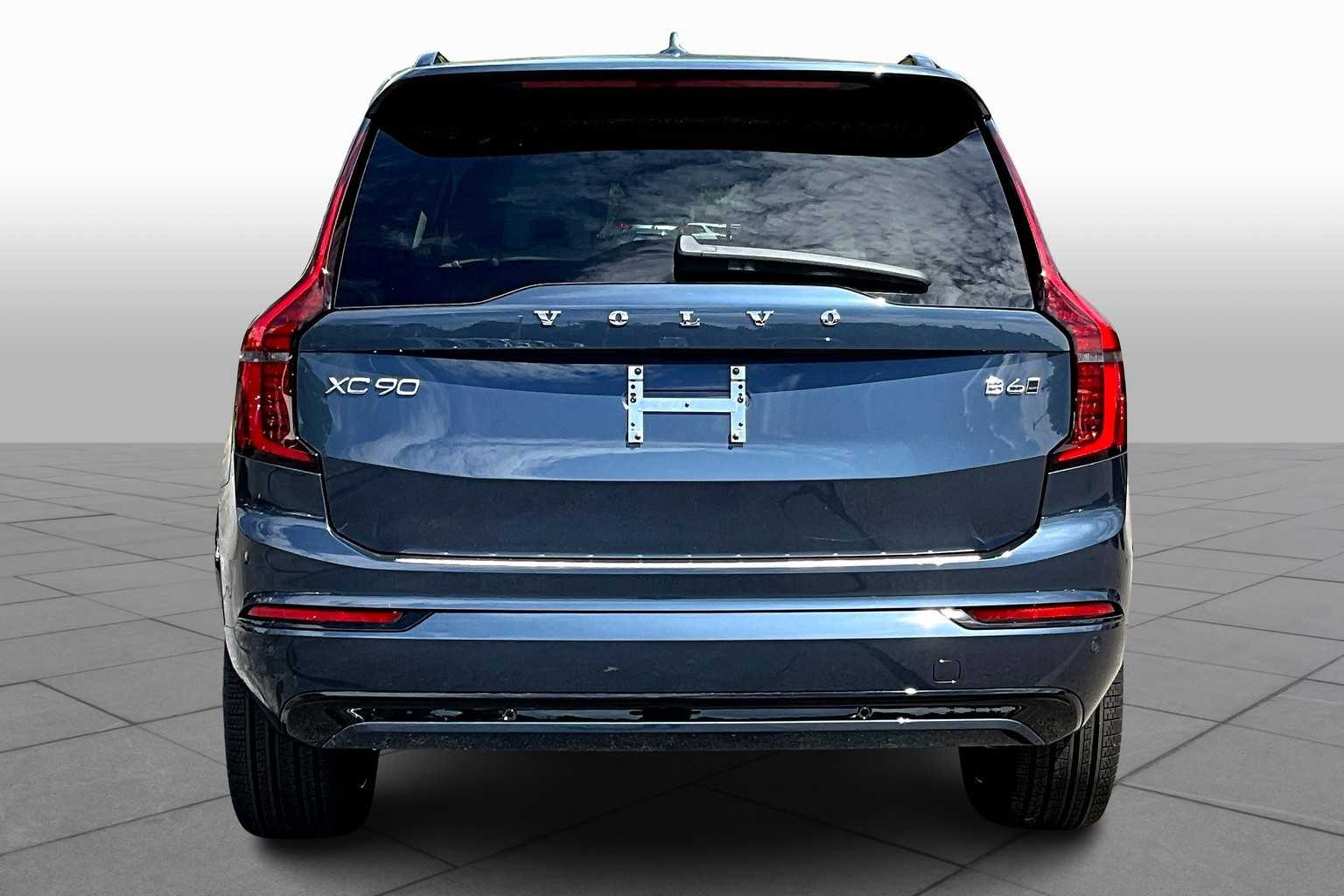 2026 Volvo XC90 photo 4