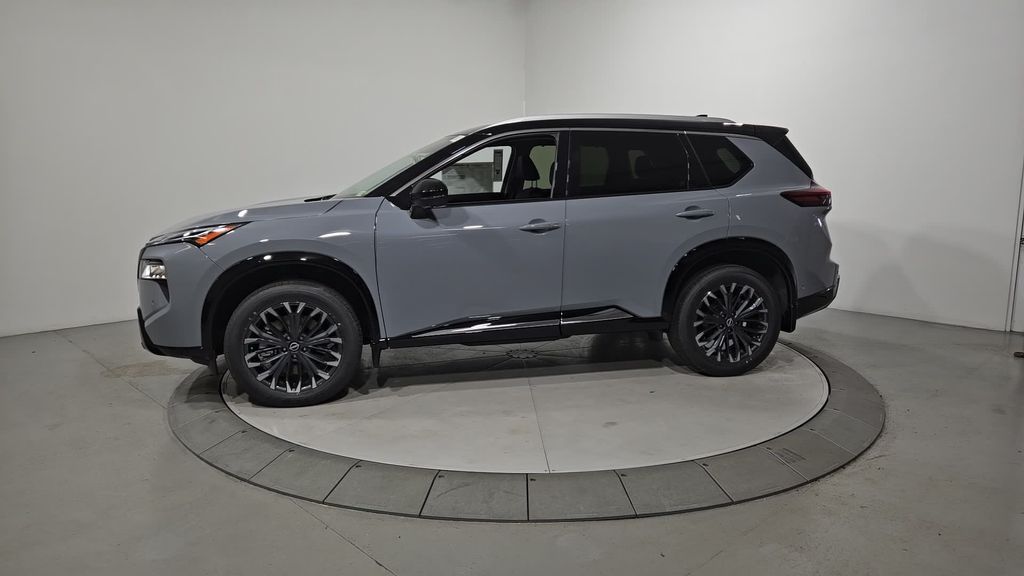 2025 Nissan Rogue Platinum photo 2