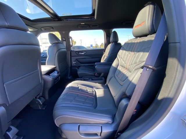 2026 Nissan Armada photo 11