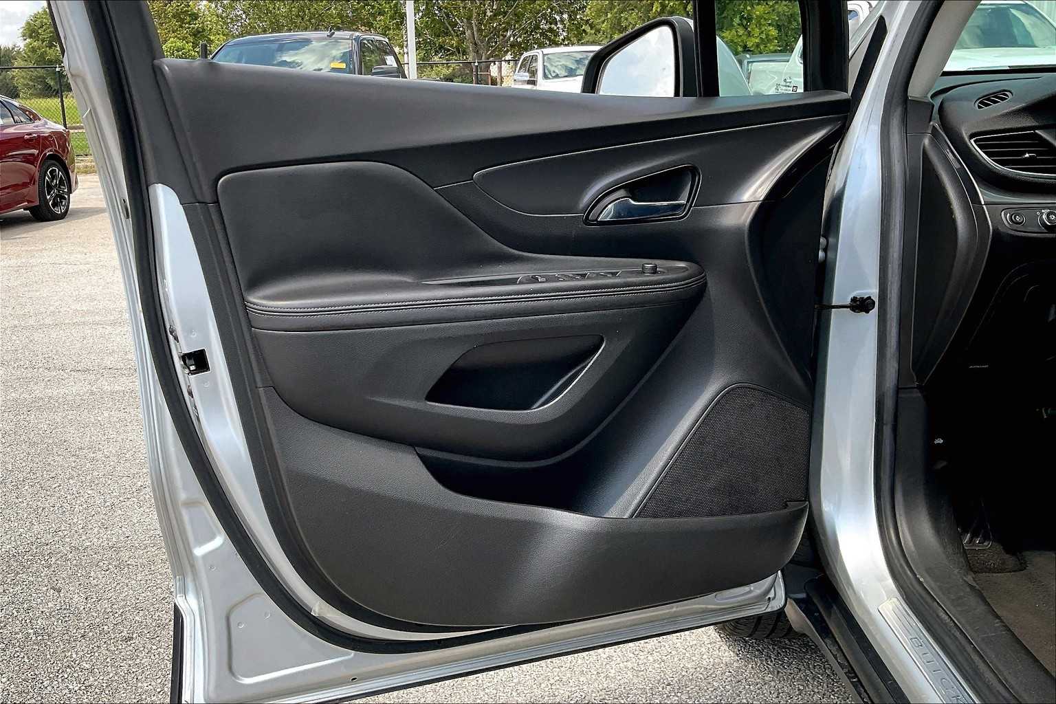 2018 Buick Encore Preferred photo 19