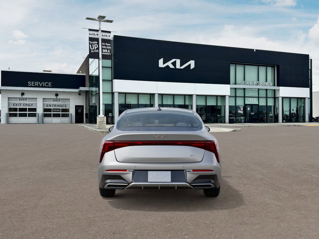 2026 Kia K5 GT-Line photo 4