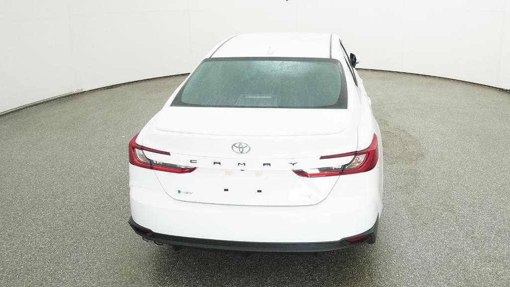 2026 Toyota Camry SE photo 18