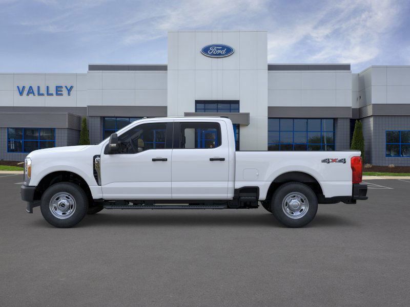 2026 Ford F-350 XL photo 4