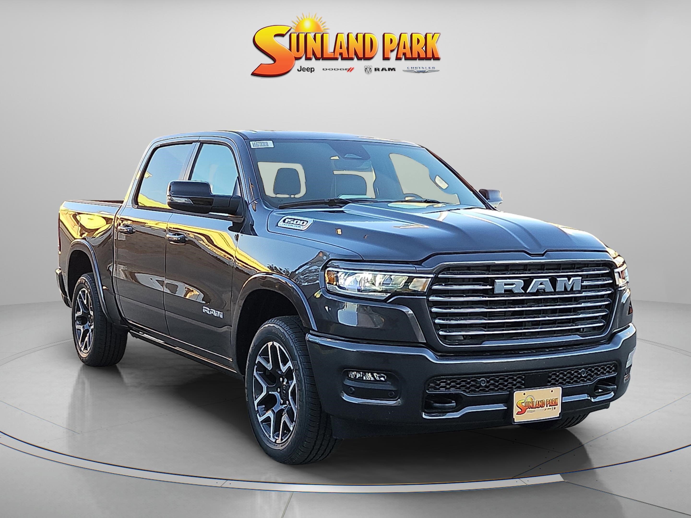 2026 RAM Ram 1500 Pickup Laramie's photo