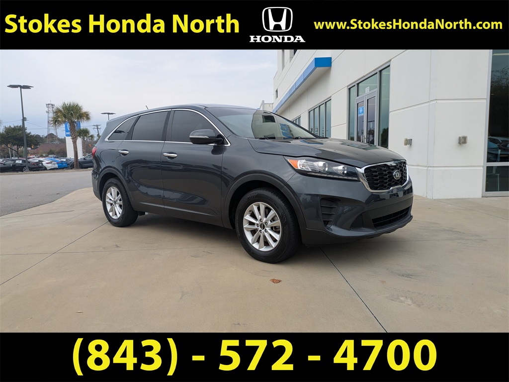 2020 Kia Sorento LX's photo