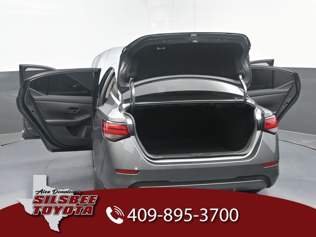 2025 Nissan Sentra SV photo 27