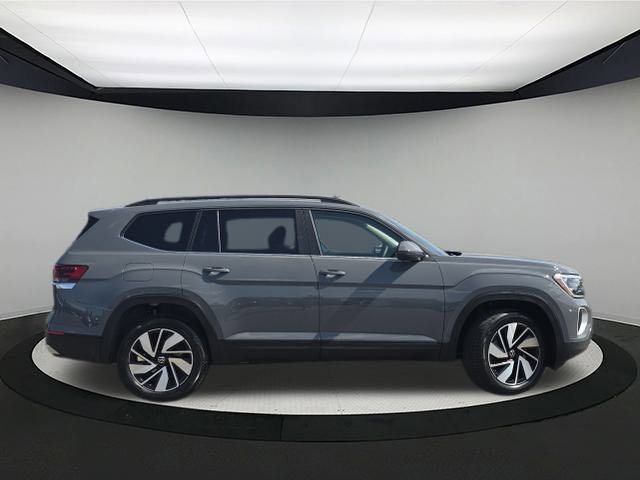 2026 Volkswagen Atlas SE Technology photo 5