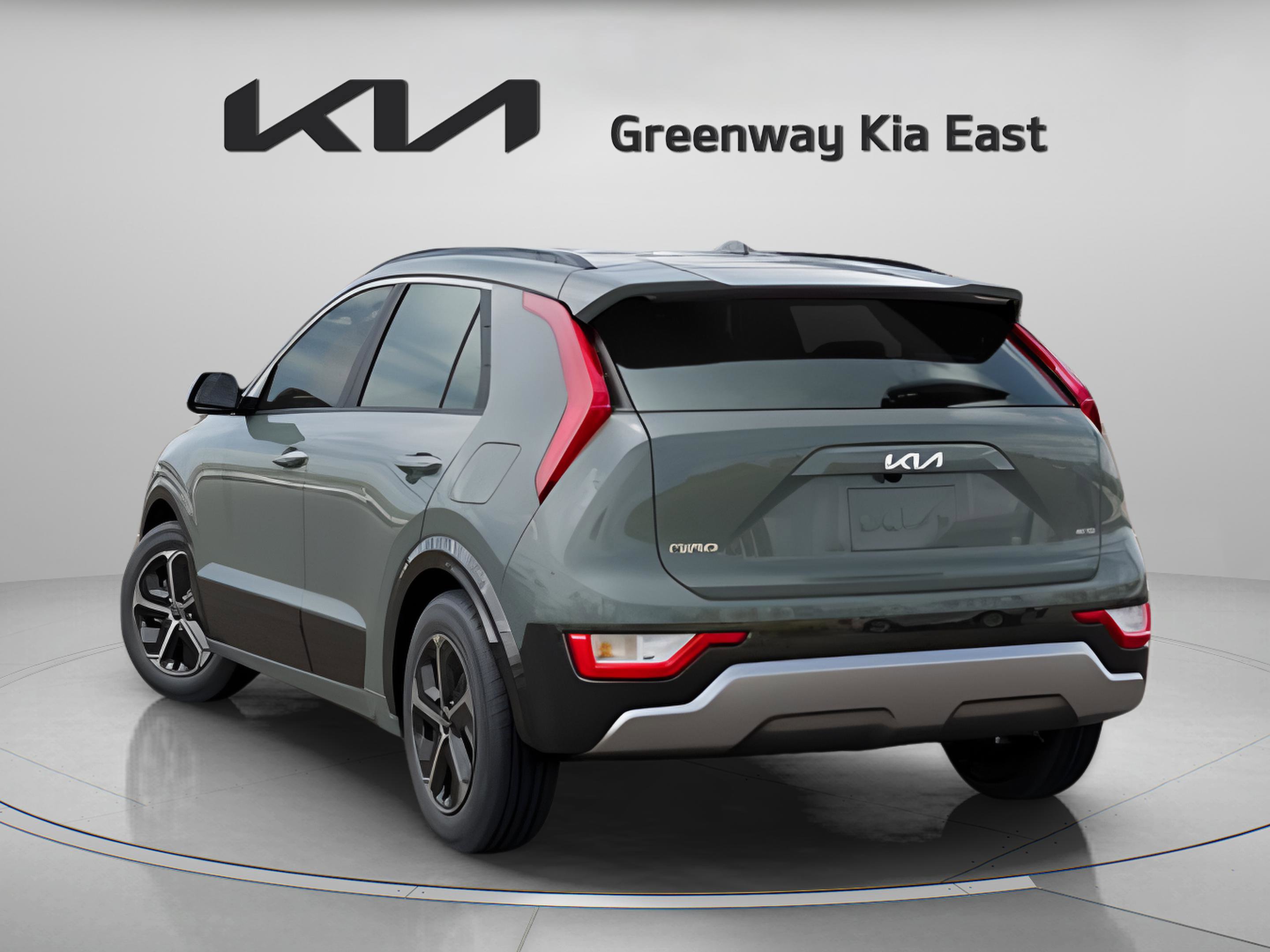 2025 Kia Niro SX photo 4