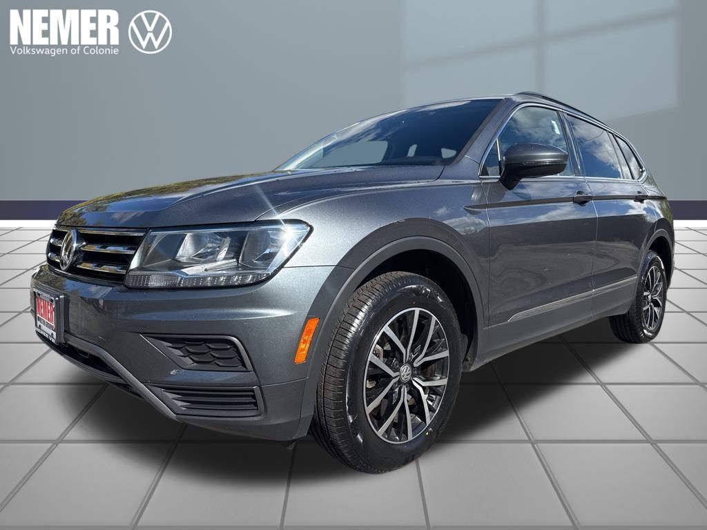 2021 Volkswagen Tiguan SE's photo