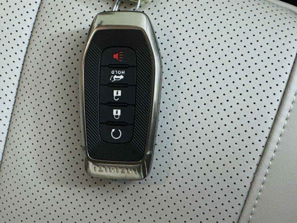 2026 Infiniti QX60 Luxe photo 37