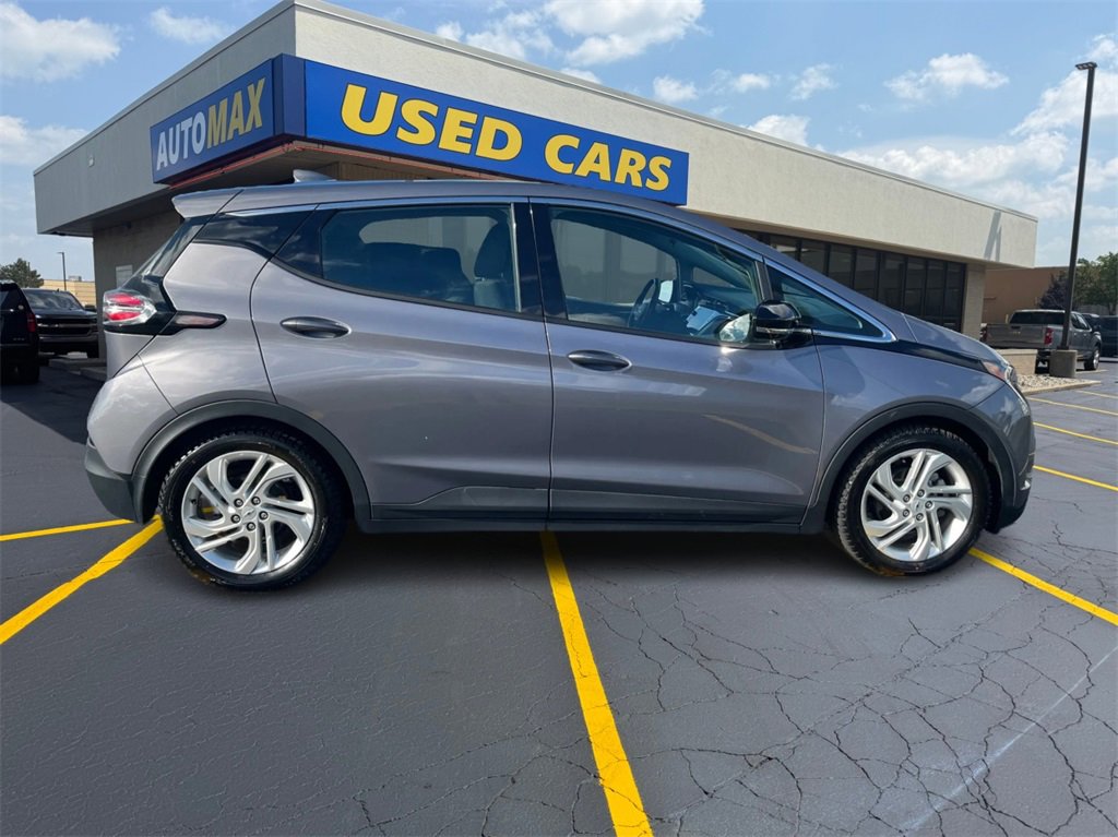 Used 2023 Chevrolet Bolt EV LT with VIN 1G1FW6S05P4206967 for sale in Traverse City, MI