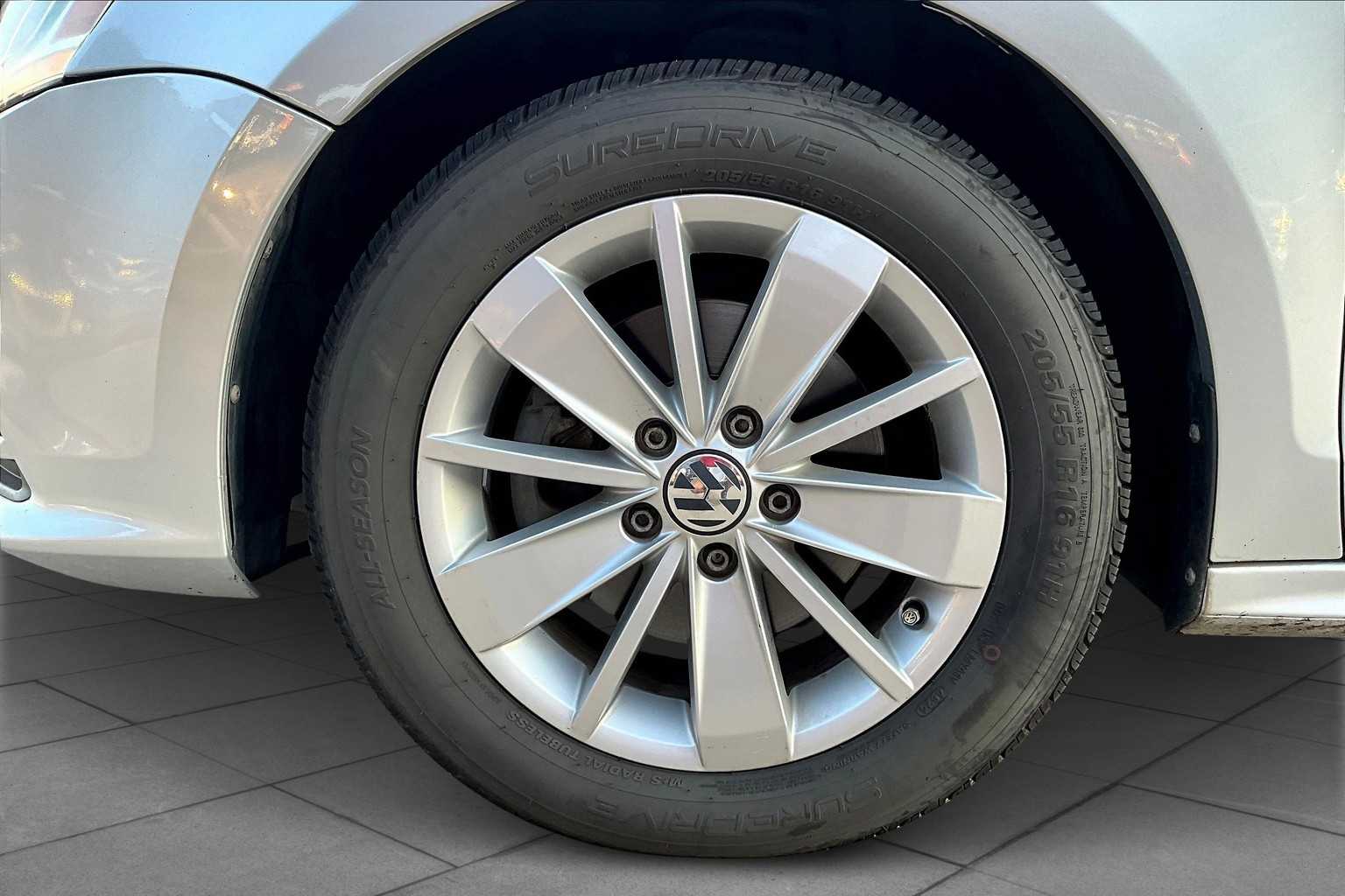 2015 Volkswagen Jetta 2.0 TDI SE photo 10