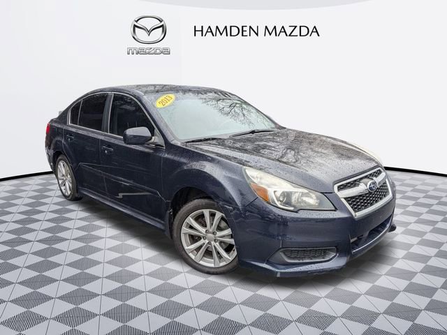 2013 Subaru Legacy Premium's photo