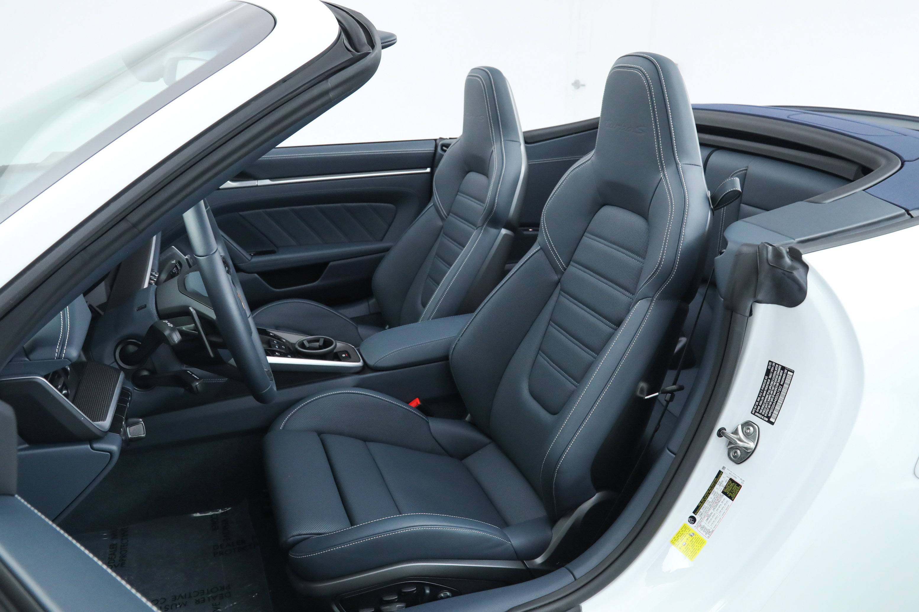 2025 Porsche 911 Turbo S Cabriolet photo 25