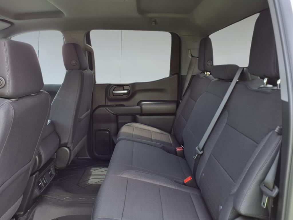 2025 Chevrolet Silverado 1500 Custom photo 10