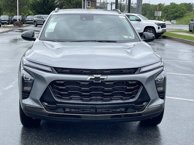 2025 Chevrolet Trax ACTIV photo 2