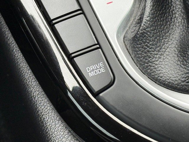 2023 Kia Forte GT-Line photo 25
