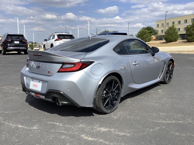 2024 Toyota GR86 Premium photo 7