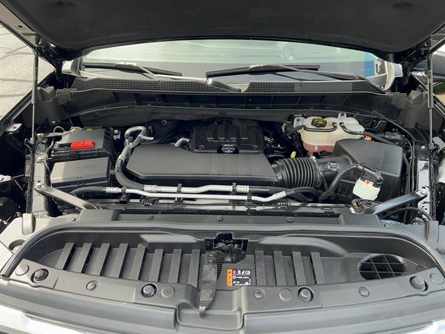2023 Chevrolet Silverado 1500 LT photo 9