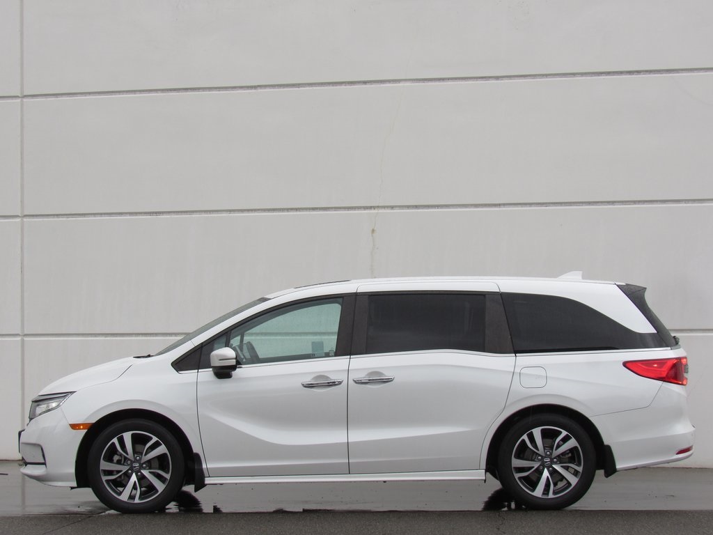 2023 Honda Odyssey Touring photo 4