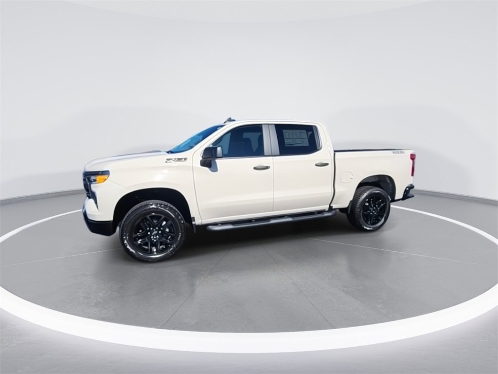 2026 Chevrolet Silverado 1500 Custom Trail Boss photo 2