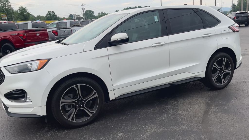 2021 Ford Edge ST photo 7