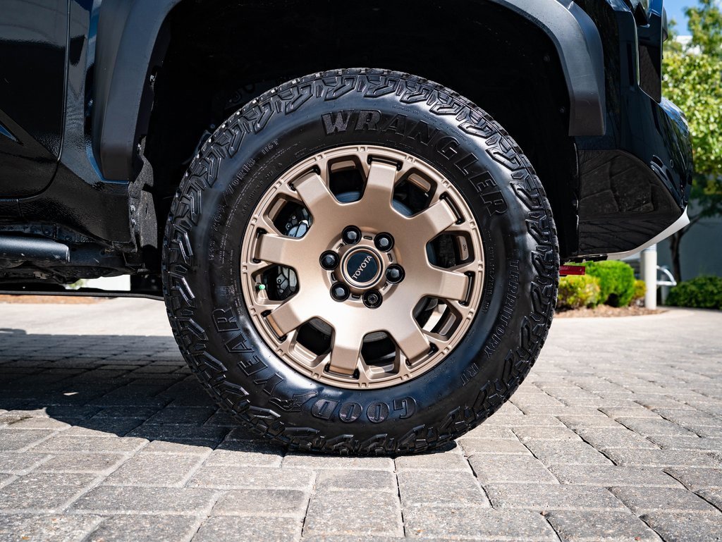 2025 Toyota Tacoma Trailhunter photo 11