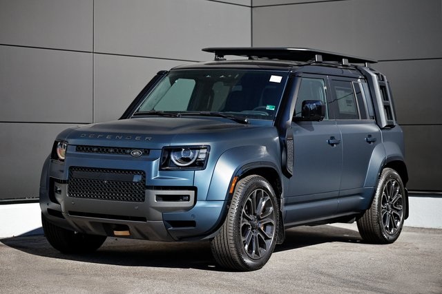 2026 Land Rover Defender OCTA's photo