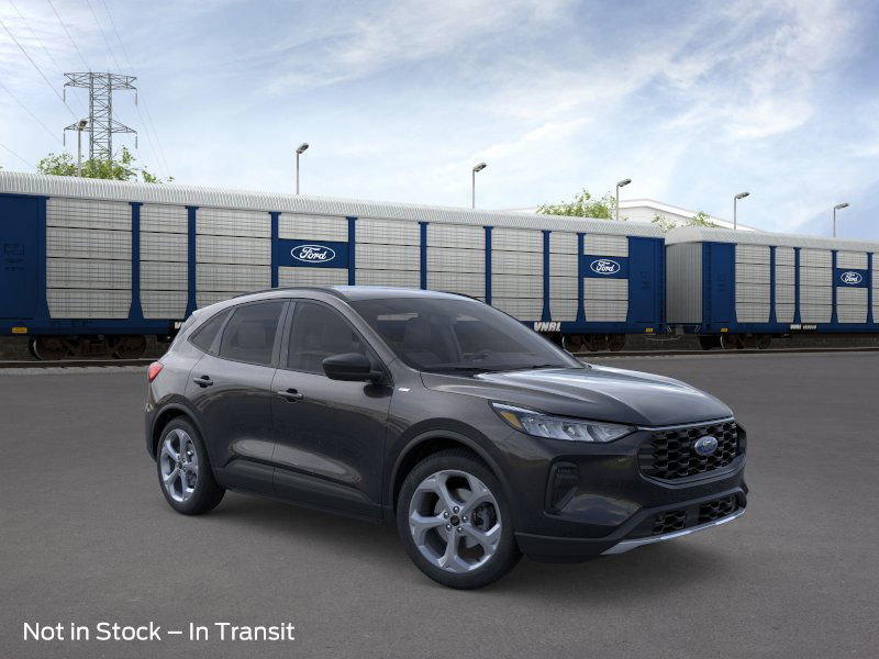 2026 Ford Escape ST-Line photo 4