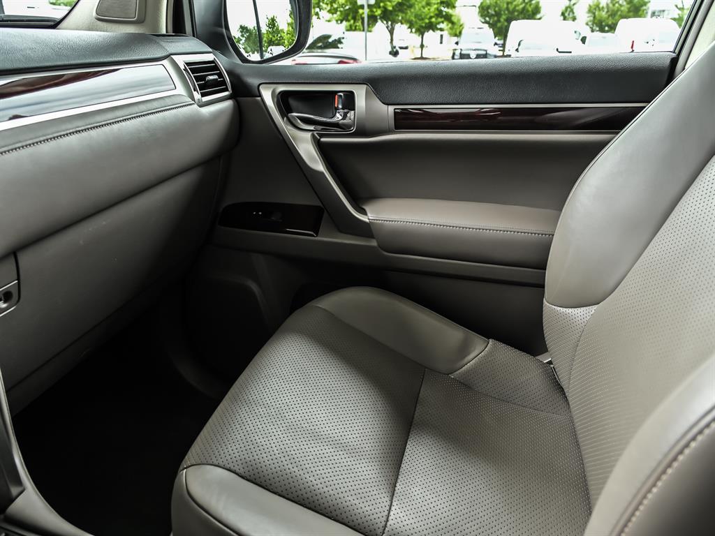 2019 Lexus GX 460 Luxury photo 22
