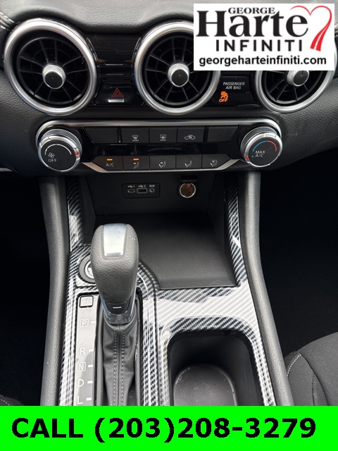 2022 Nissan Sentra SV photo 17