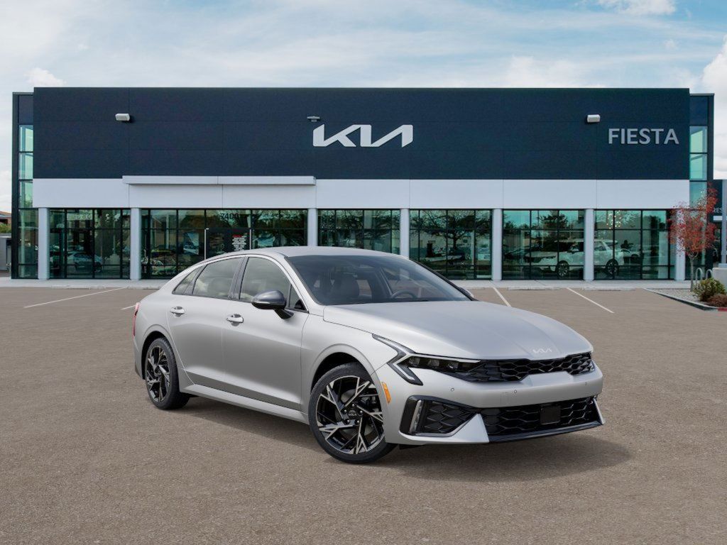 2026 Kia K5 GT-Line photo 8