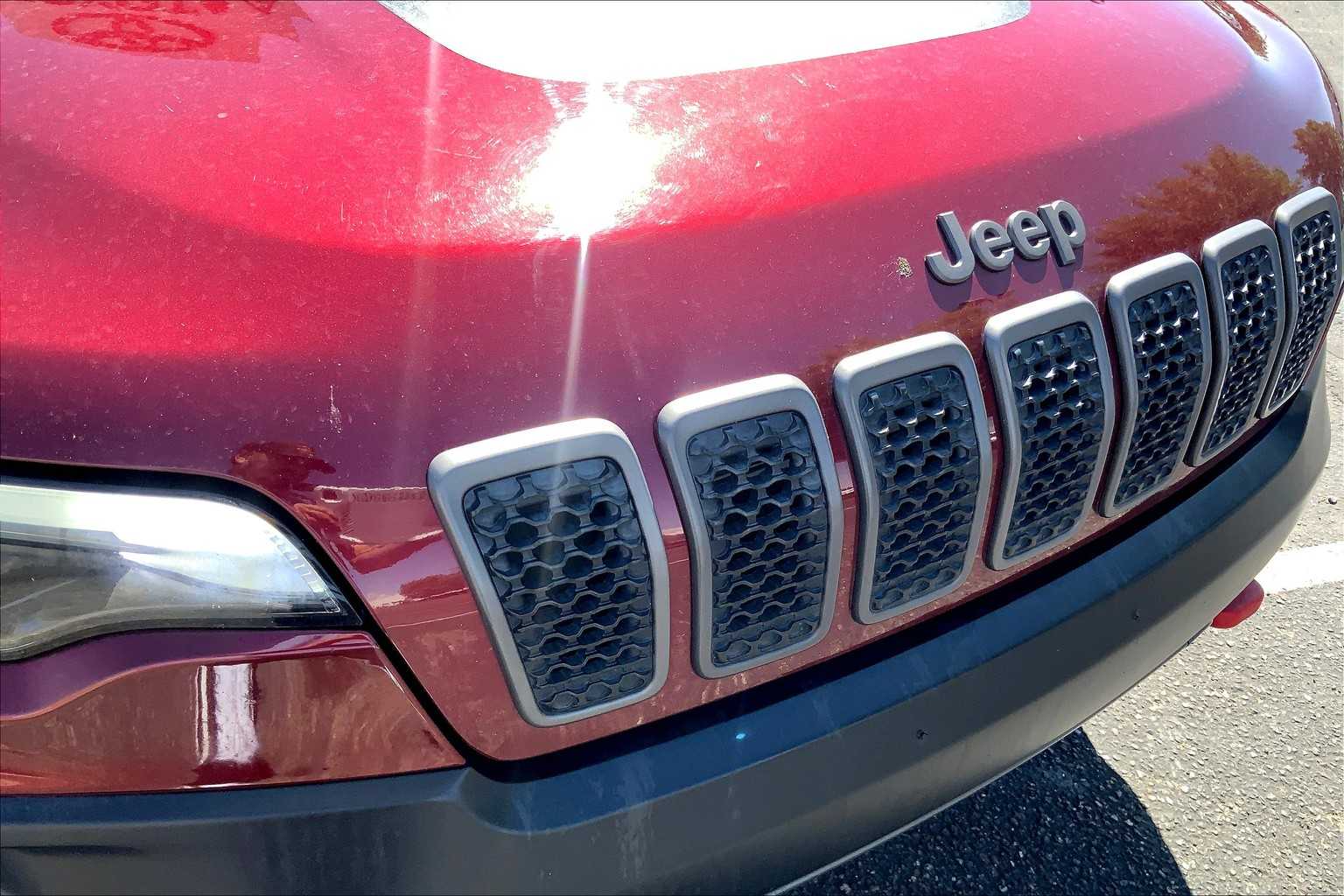 2019 Jeep Cherokee Trailhawk photo 26