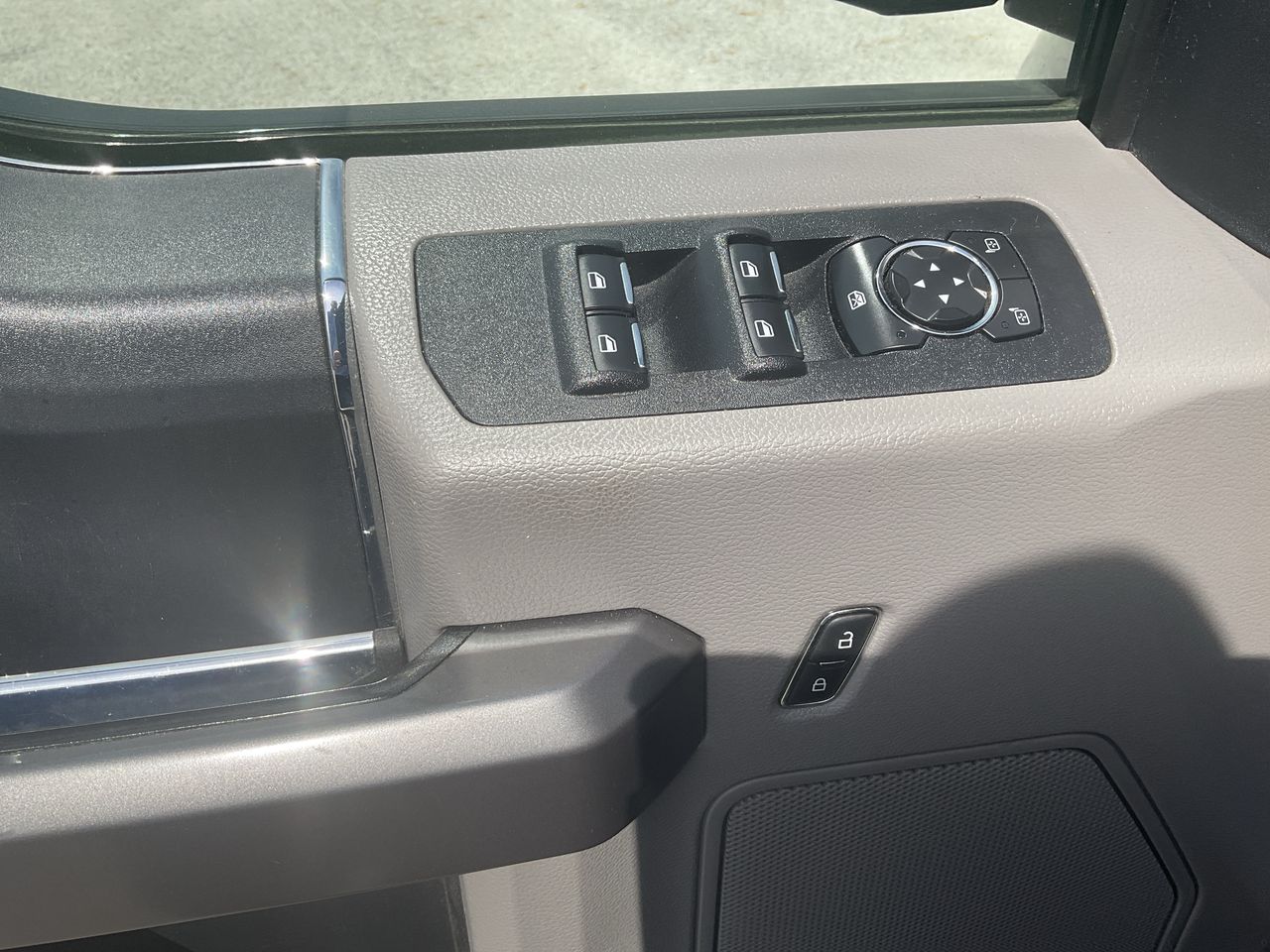 2020 Ford F-150 XL photo 12