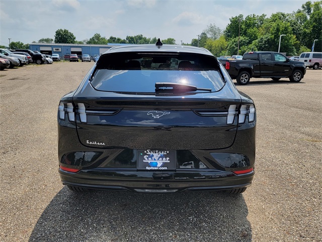 2024 Ford Mustang Mach-E Premium photo 5