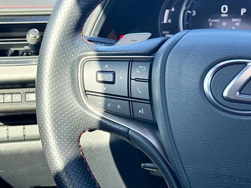 2022 Lexus UX 200 F SPORT photo 22