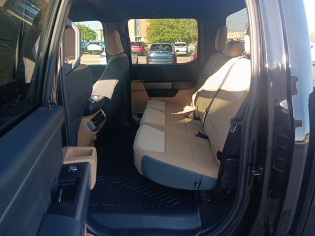2023 Ford F-150 XLT photo 21