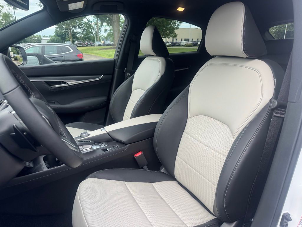 2025 Infiniti QX55 Luxe photo 12