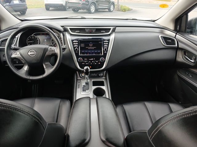 2023 Nissan Murano SV photo 12