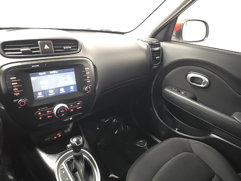 2019 Kia Soul Plus photo 25