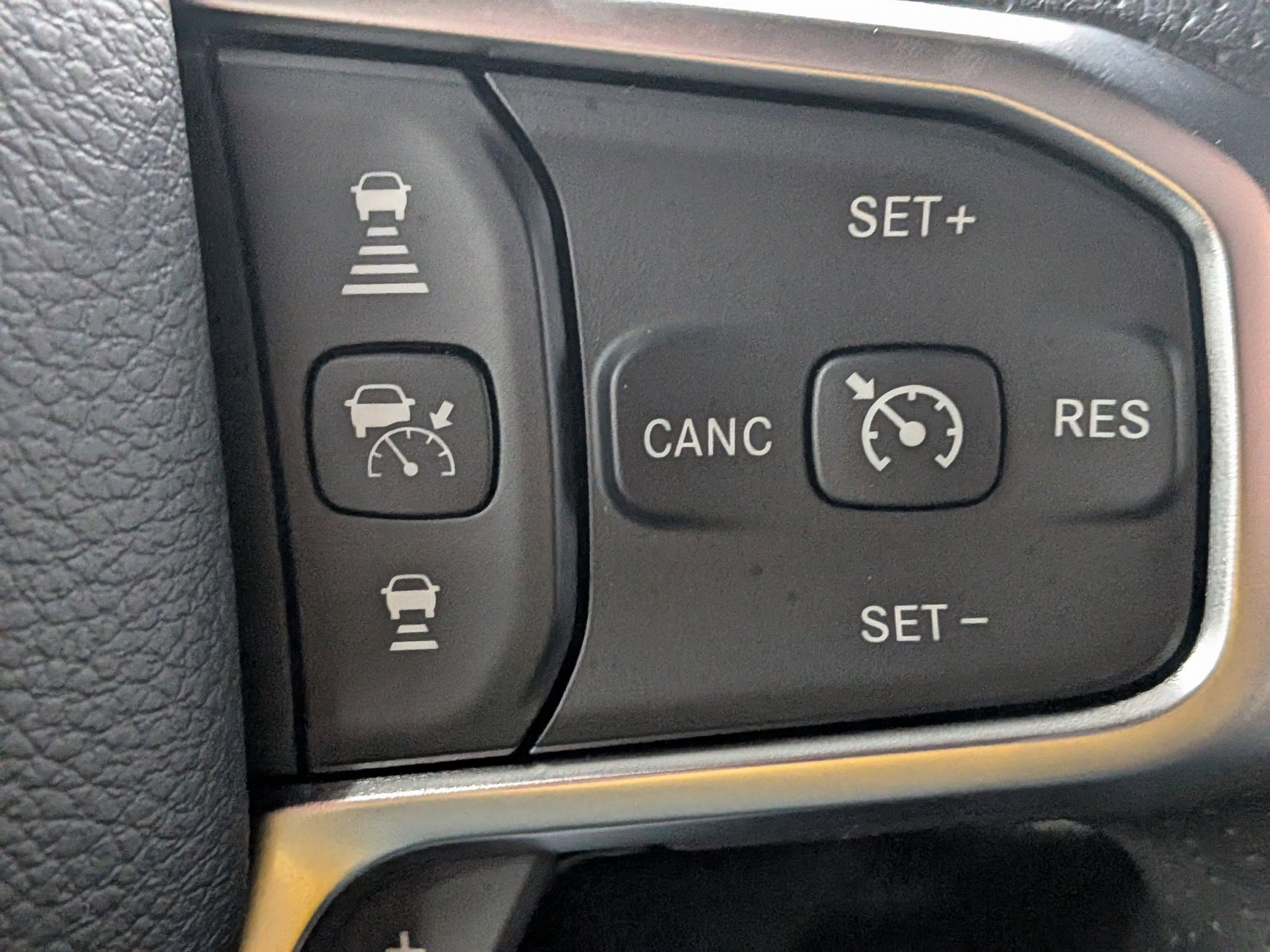 2025 Ram 1500 Tradesman photo 9