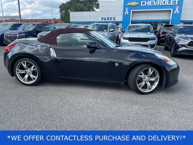 Pre-Owned 2010 Nissan 370Z Touring 2D Convertible in