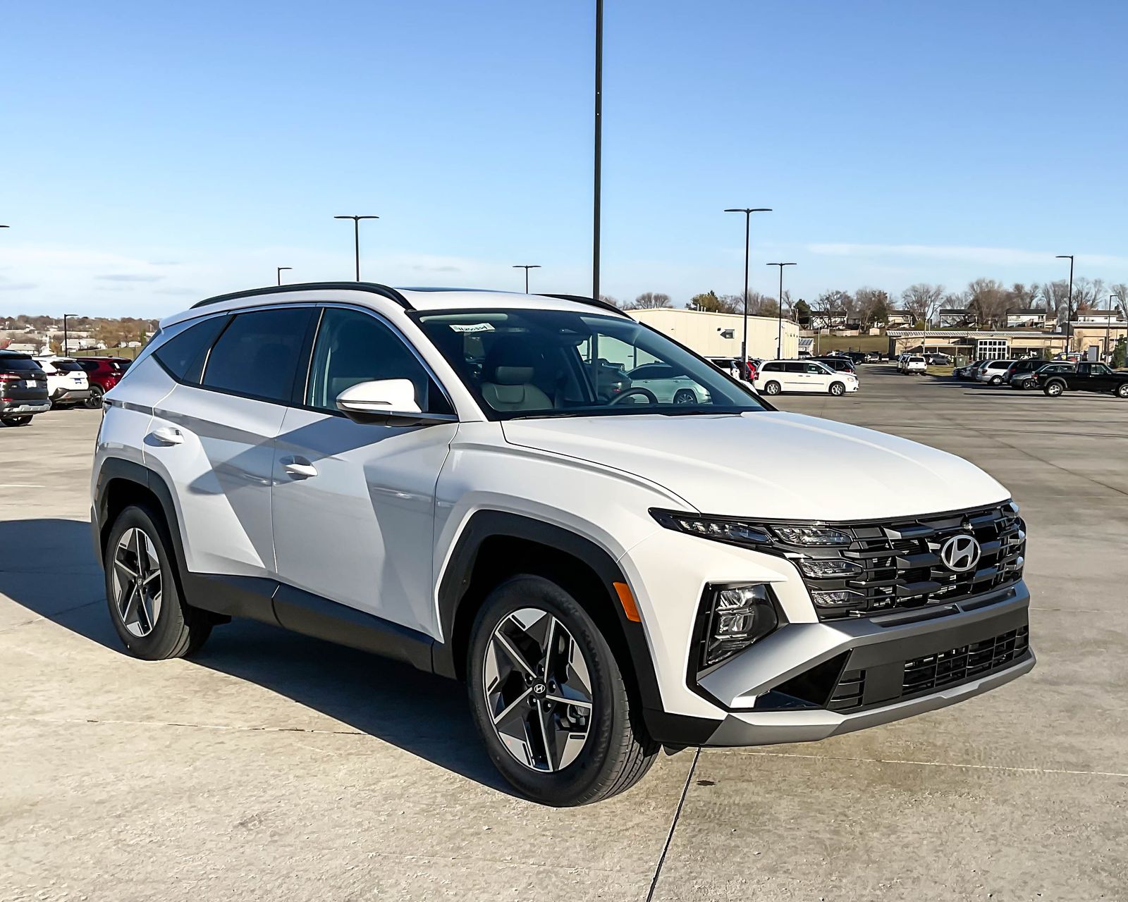 2025 Hyundai Tucson SEL Convenience photo 3