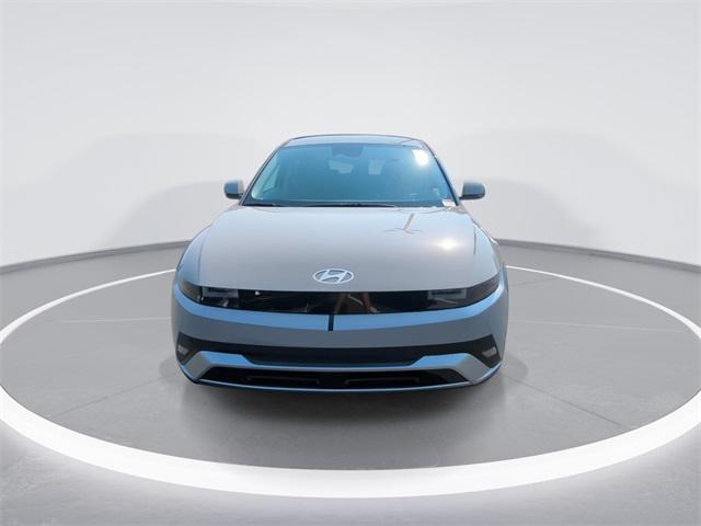 2025 Hyundai Ioniq 5 SE photo 3
