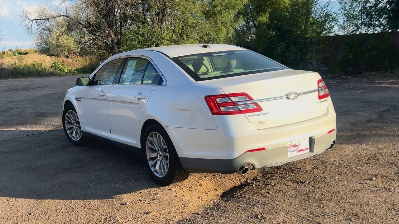2013 Ford Taurus Limited's photo