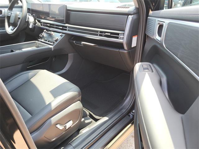 2026 Hyundai Santa Fe Limited photo 4