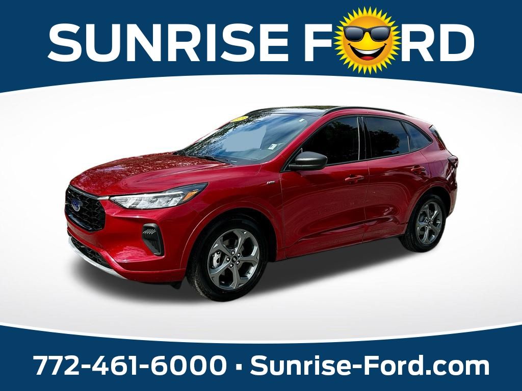 2023 Ford Escape ST-Line's photo